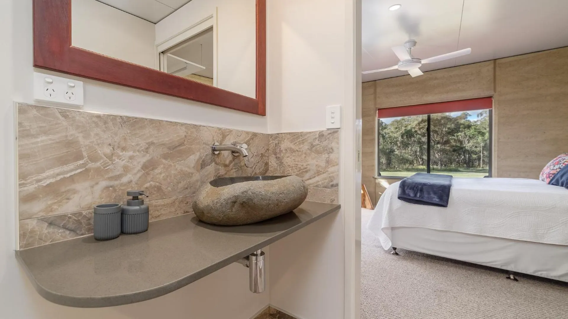 Earth & Soul Retreat Villa Cannon Creek  Lodge