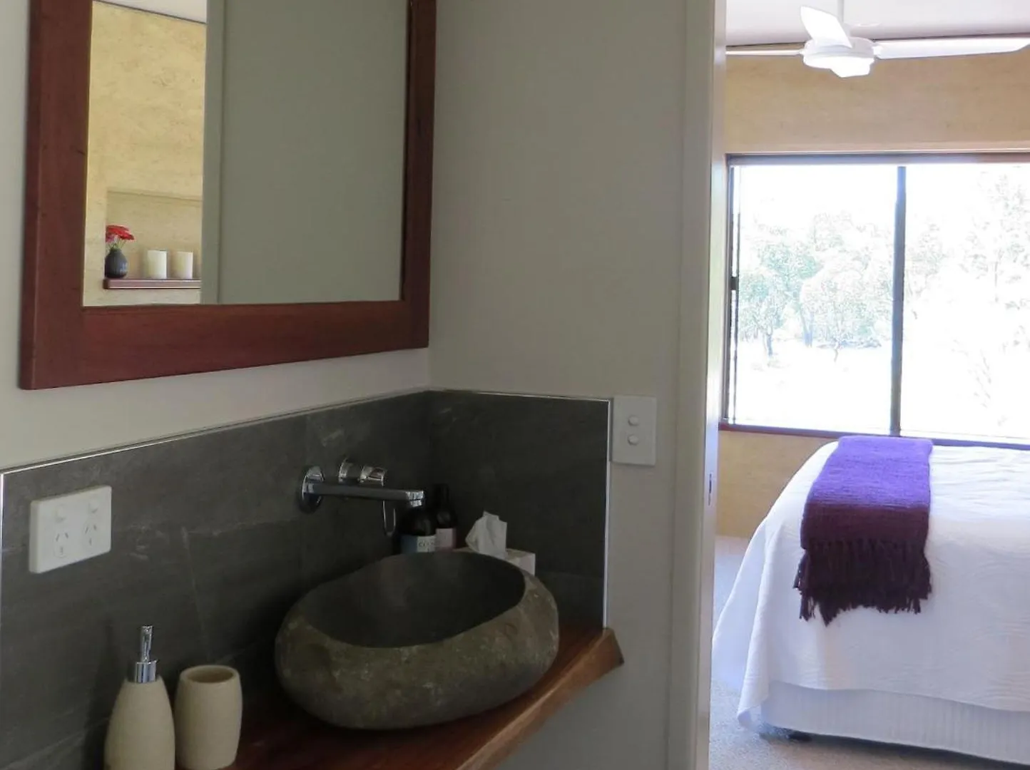Earth & Soul Retreat Villa Cannon Creek  Australia